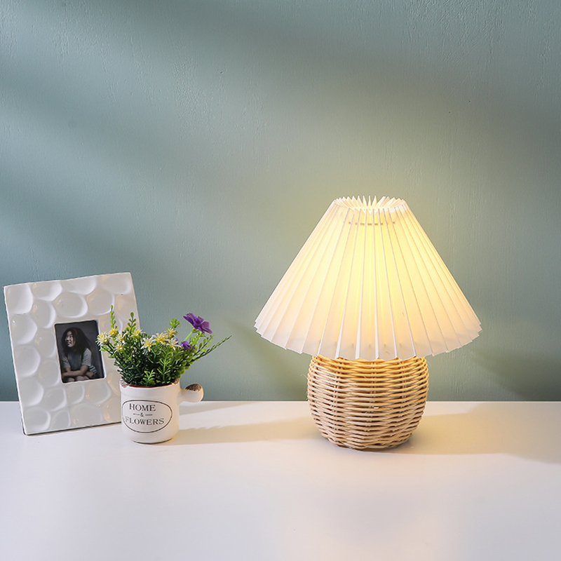 SCKDAY LED Pleated Table Lamp  - đánh giá và giá Outdoor Furniture Sale