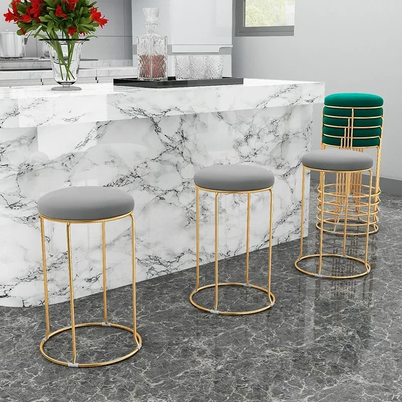&Bar Velvet Dining Chair Stool - đánh giá và giá Outdoor Furniture Kitchener
